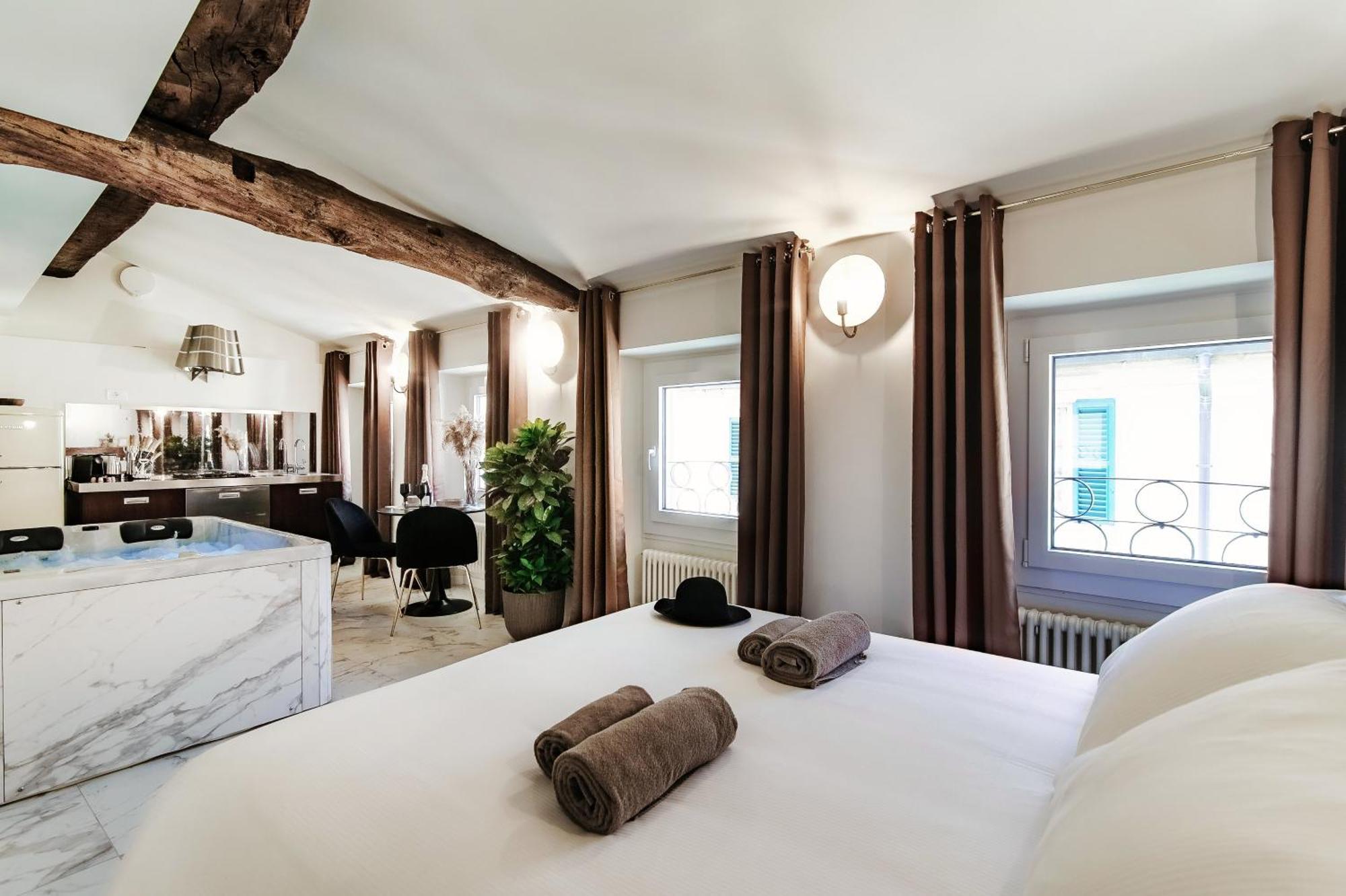 Sahara & Amazzonia Luxury Rooms- The House Of Travelers Como Exterior photo