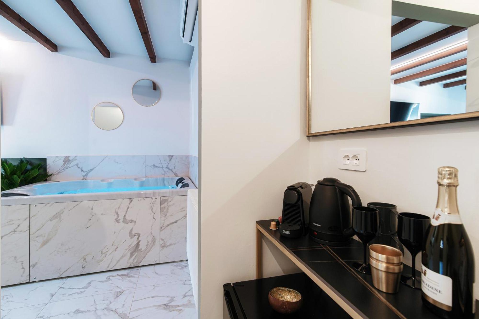 Sahara & Amazzonia Luxury Rooms- The House Of Travelers Como Exterior photo